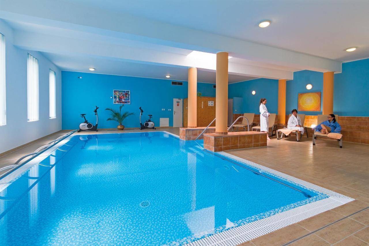 Spa Hotel Centrum Františkovy Lázně Екстериор снимка