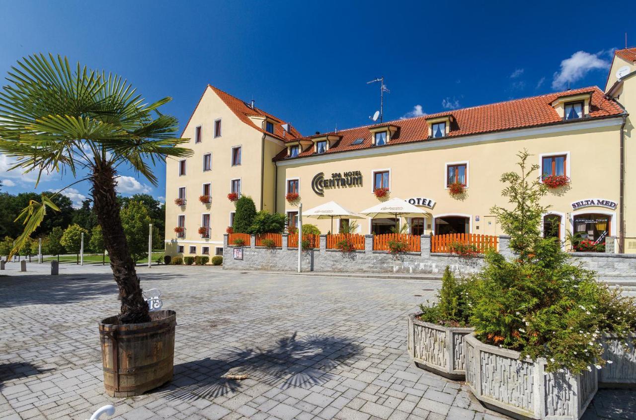 Spa Hotel Centrum Františkovy Lázně Екстериор снимка