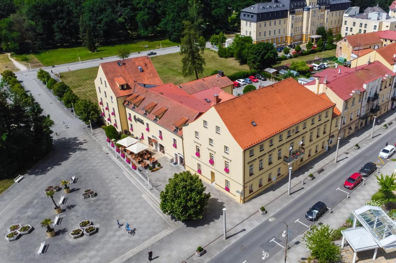 Spa Hotel Centrum Františkovy Lázně Екстериор снимка